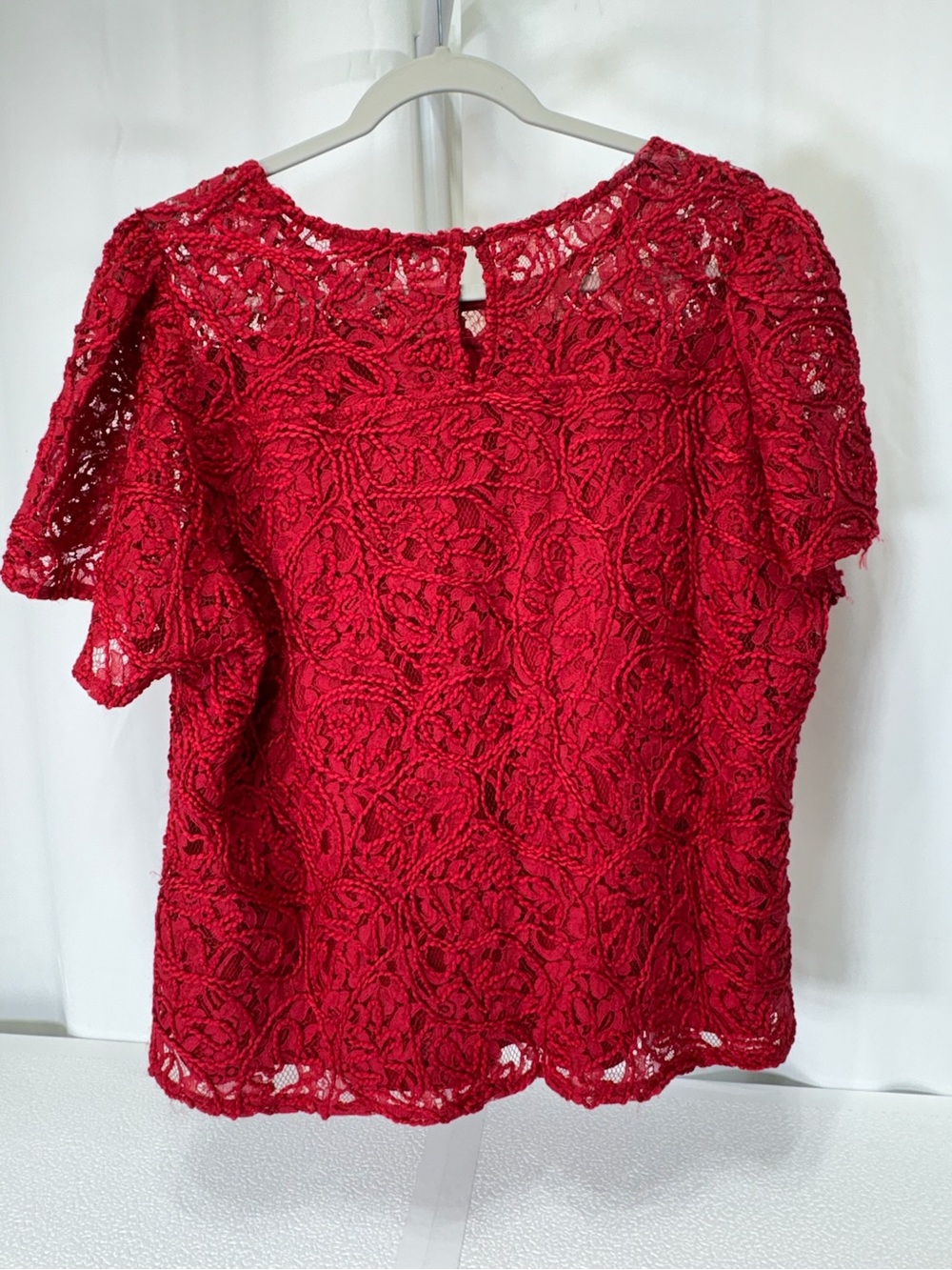 Kate & Mallory Red Floral Lace Short-Sleeve Top 3509 - Picture 2 of 10
